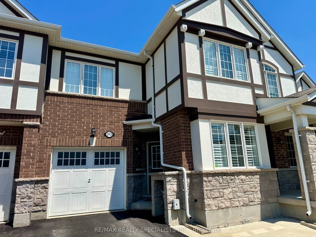 313 Gooding Crescent, Milton