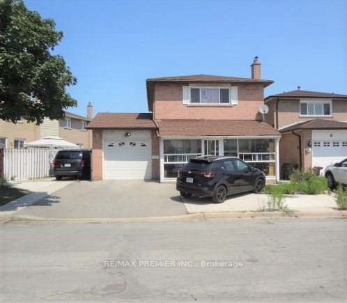 4 Teresa Court, Toronto W10