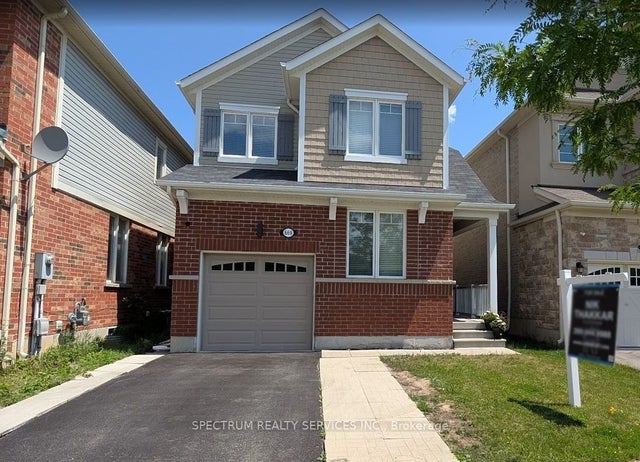 669 Gibson Crescent, Milton