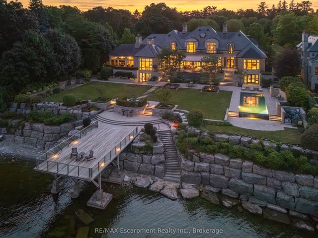 2054 Lakeshore Road E, Oakville