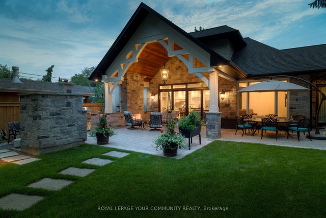 1551 Warland Road, Oakville