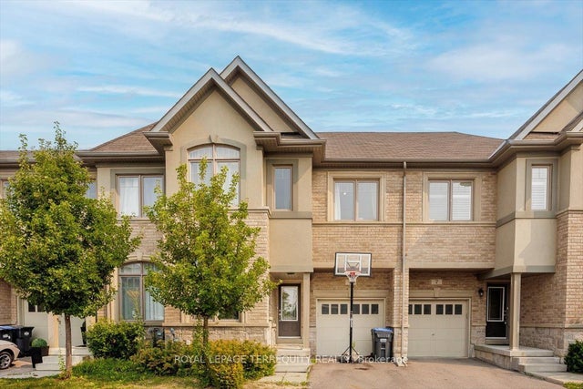 9 Oliana Way, Brampton