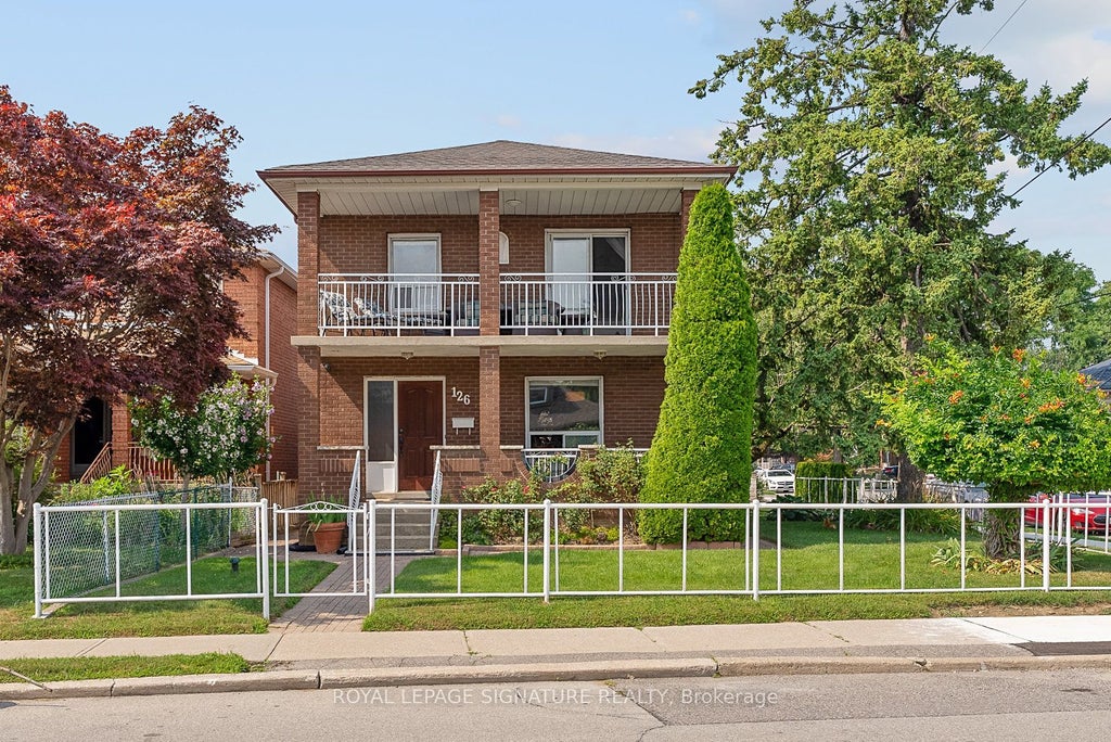 126 Harding Avenue, Toronto W04