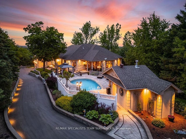 16609 Mount Wolfe Road, Caledon