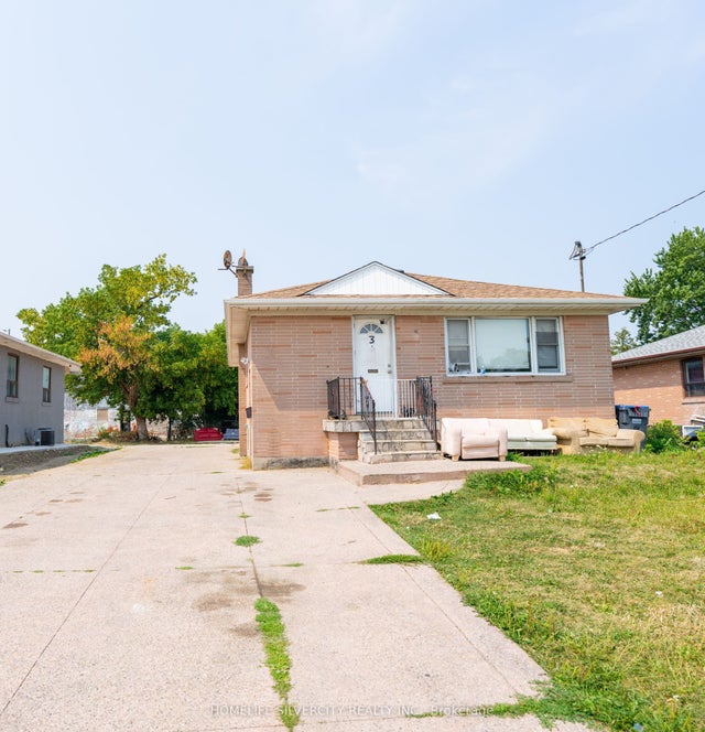 3 Studley Street, Mississauga