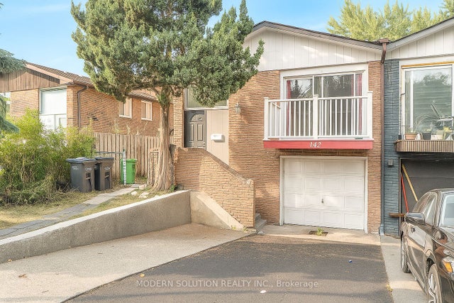 142 Mill Street N, Brampton