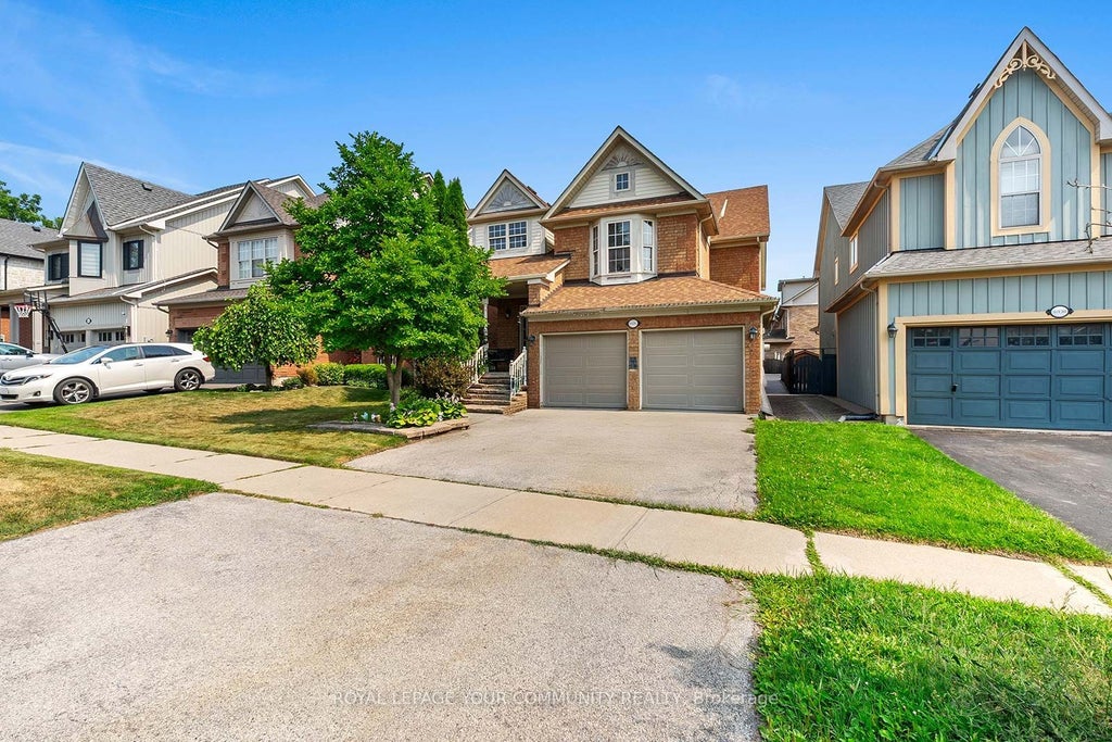 6926 Early Settler Row, Mississauga