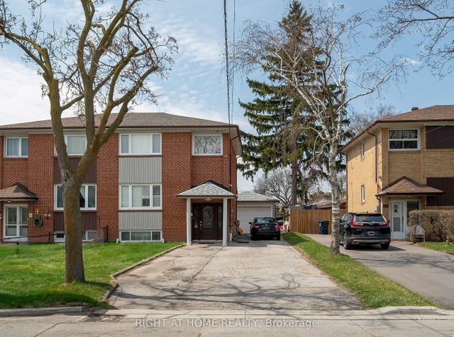 76 Habitant Drive, Toronto W05