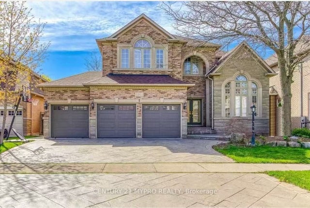 2201 Galloway Drive, Oakville
