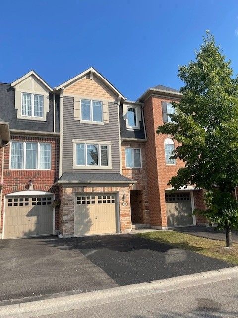 11 Signature Lane, Brampton
