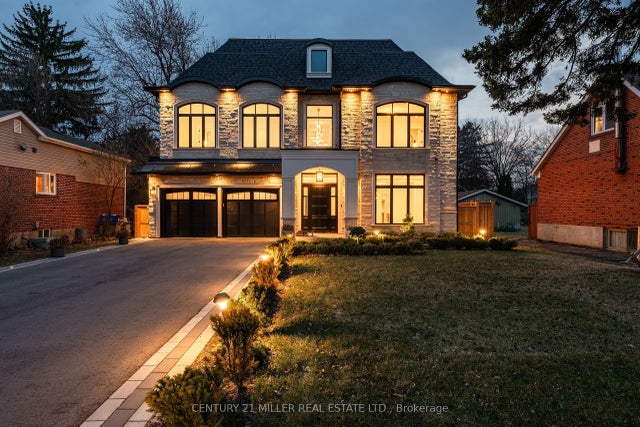 556 Fourth Line, Oakville