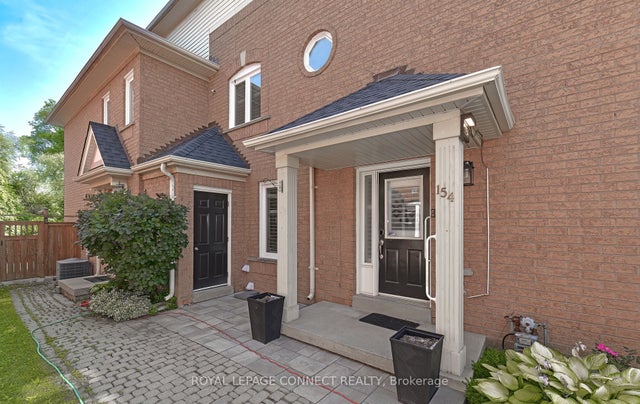 154 Pressed Brick Drive, Brampton