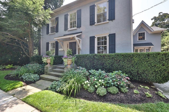 68 Thomas Street, Oakville