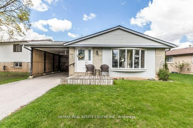 65 Lorne Scots Drive, Milton