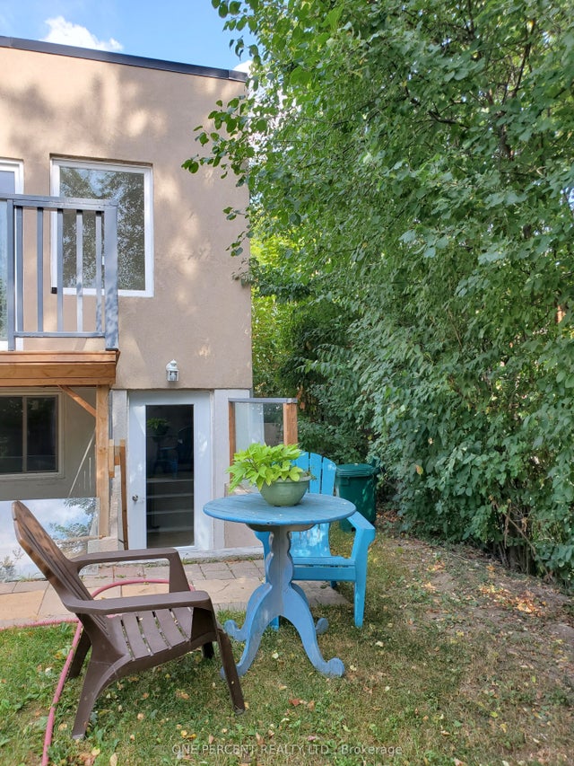 16 Palamar Road Unit 2, Toronto W05