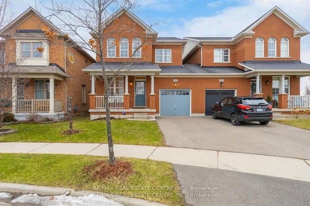 389-1 Nairn Circle Bsmt., Milton