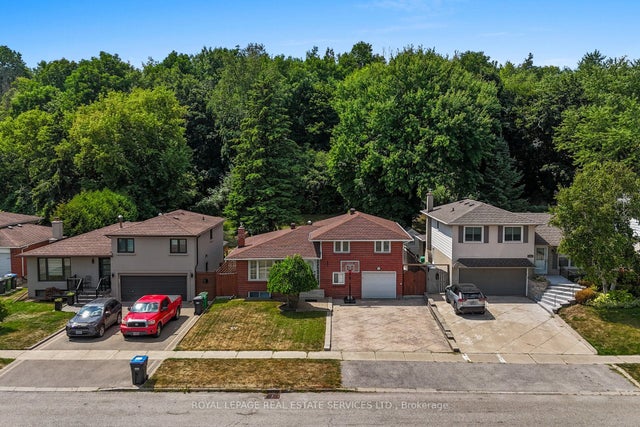 163 Connaught Crescent, Caledon