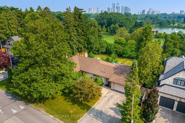 55 Bywood Drive, Toronto W08