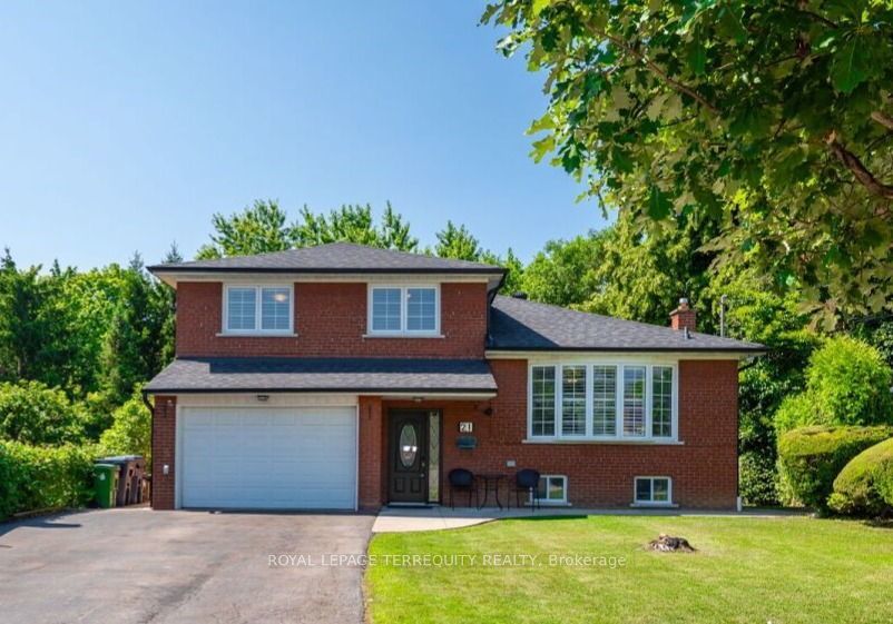 21 Pylon Place, Toronto W10