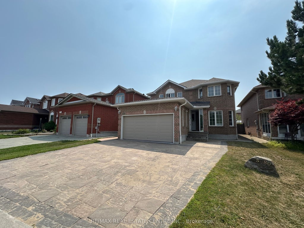 5080 Fallingbrook Drive, Mississauga