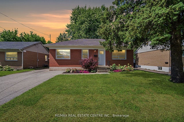 13 Glendale Avenue, Brampton