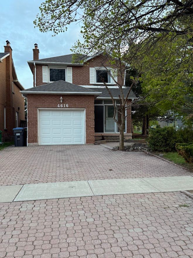 4616 Metcalfe Avenue Upper, Mississauga