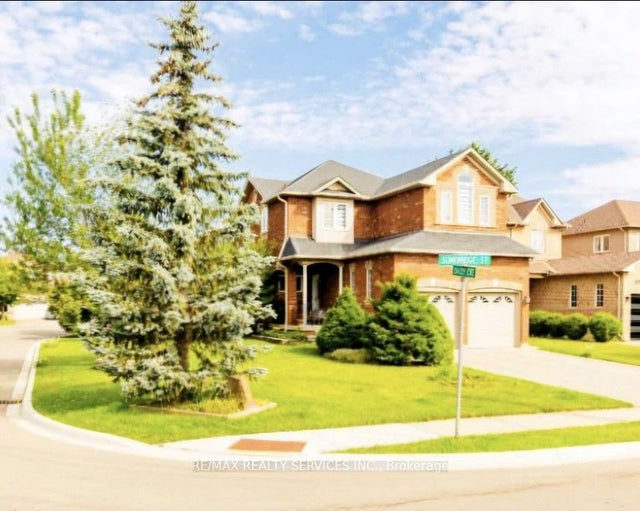1 Daisy Court, Brampton
