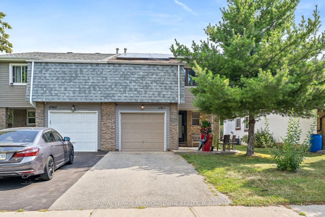6963 Pamplona Mews, Mississauga
