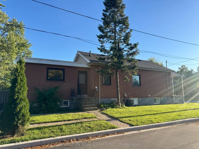 99 Twenty Sixth Street Main, Toronto W06