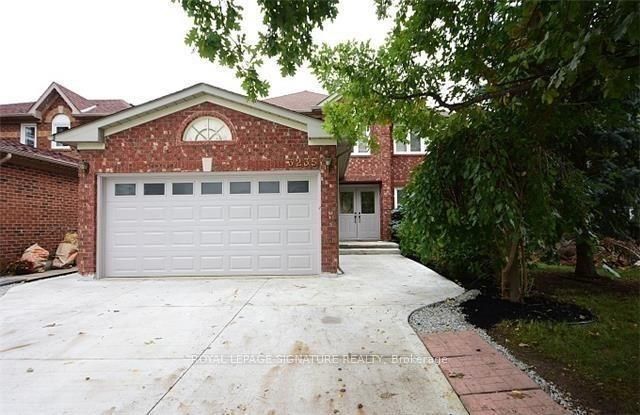3235 Bloomfield Drive Lower, Mississauga