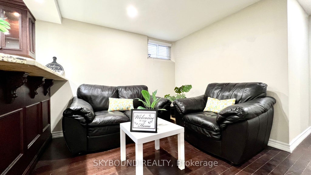 1161 Claredale Road W Bsmt, Mississauga