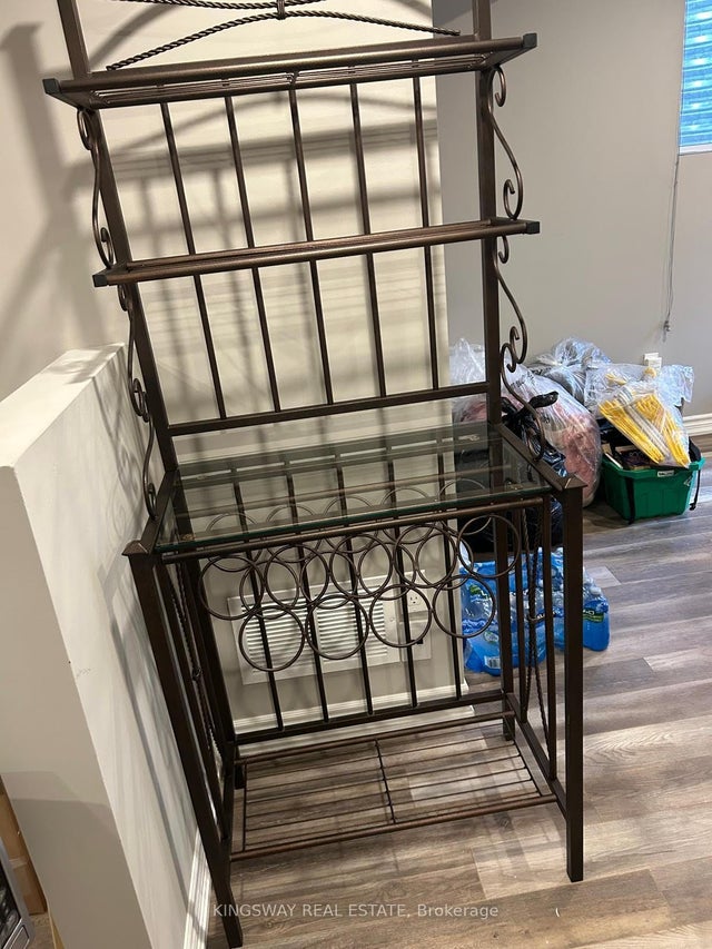 85 Livingston Road, Milton