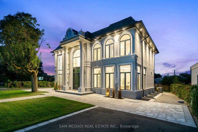 321 Morden Road, Oakville