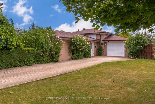 1192 Chada Avenue, Mississauga