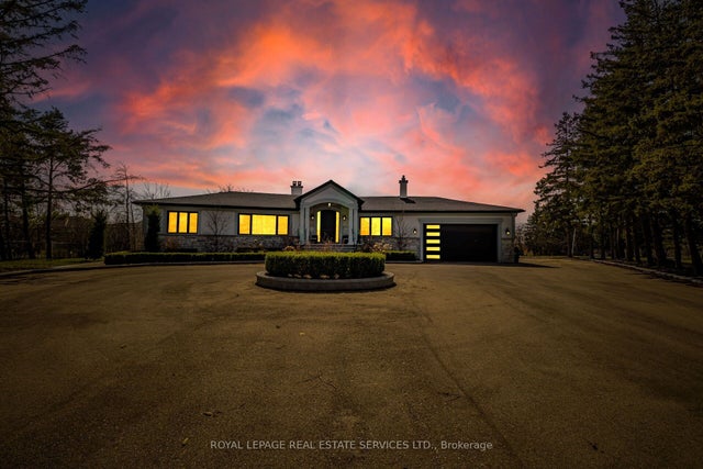 12 Julian Drive, Brampton