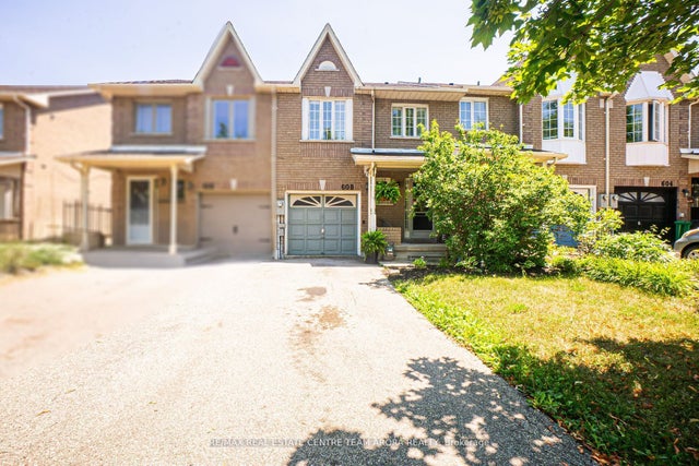 608 Lumberton Crescent, Mississauga