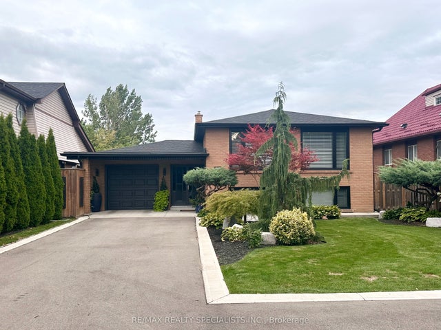 4237 Tomken Road Unit B, Mississauga