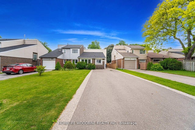 2498 Mainroyal Street, Mississauga