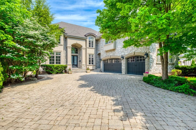 3341 Lakeshore Road, Burlington