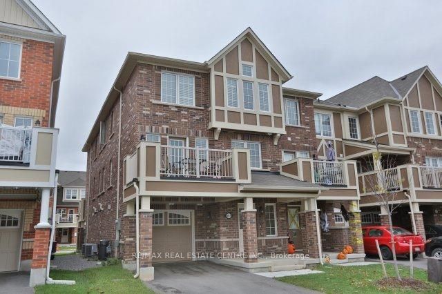 1617 Gainer Crescent, Milton