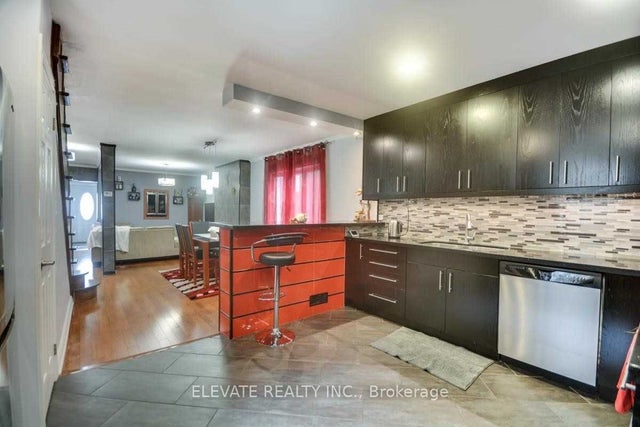 313 Kane Avenue, Toronto W03