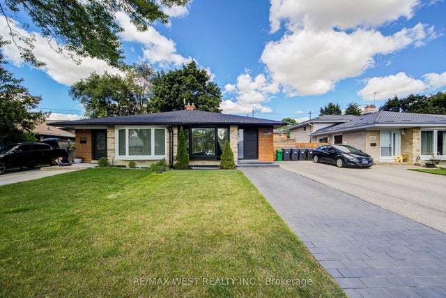 1183 Westerdam Road, Mississauga