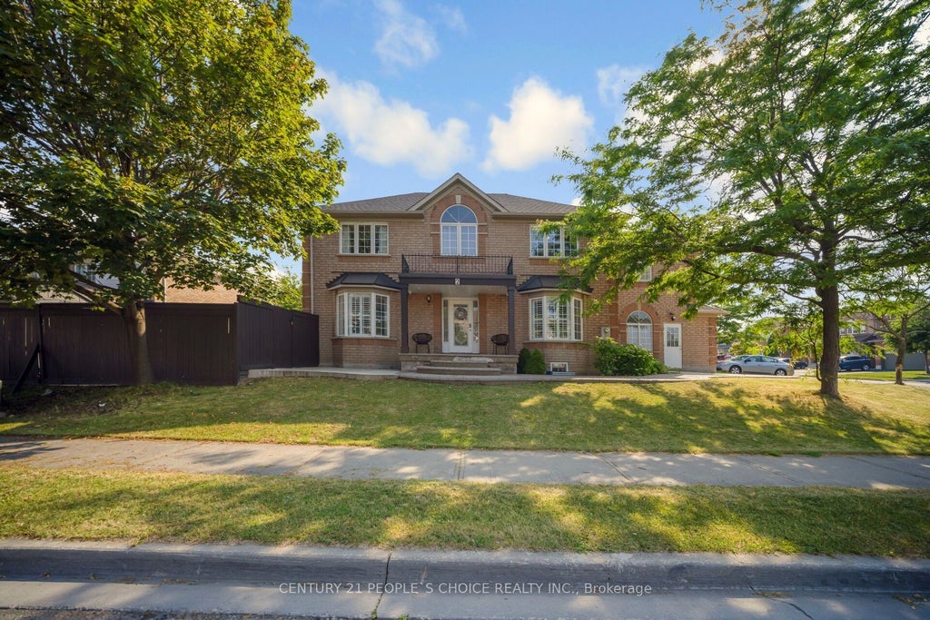 2 Checkerberry Crescent Upper, Brampton