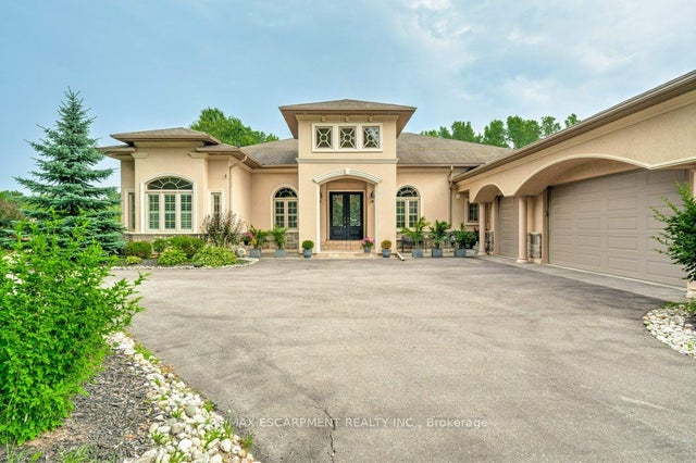 2462 2 Side Road, Burlington