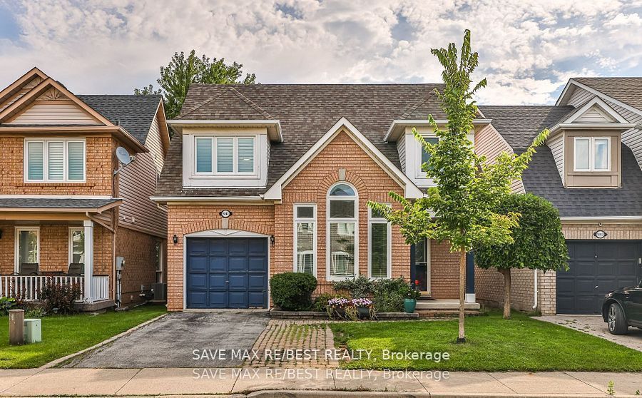 5141 Oakley Drive, Burlington