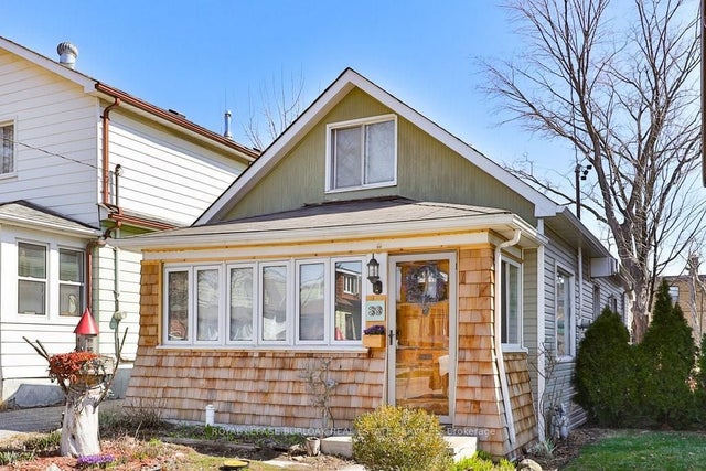 39 Twenty Fourth Street, Toronto W06