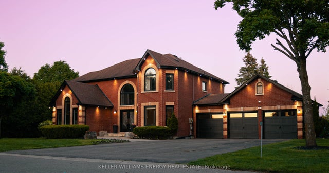 42 Mccauley Drive, Caledon