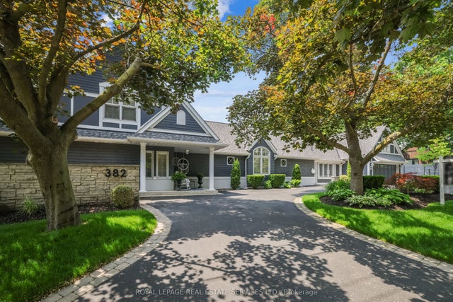 382 Trafalgar Road, Oakville