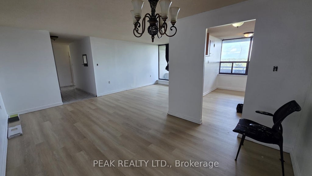 18 Knightsbridge Road 705, Brampton