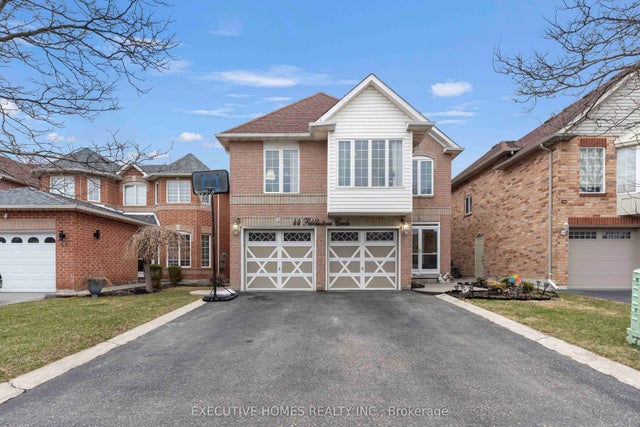 44 Pebblestone Circle, Brampton